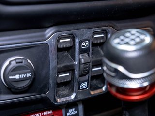 2023 Jeep Gladiator in St-Jérôme, Quebec - 23 - w320h240px