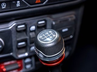 2023 Jeep Gladiator in St-Jérôme, Quebec - 24 - w320h240px