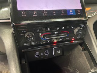 2022 Jeep Grand Cherokee 4xe in St-Jérôme, Quebec - 14 - w320h240px