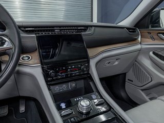 Jeep Grand Cherokee L  2023 à St-Jérôme, Québec - 21 - w320h240px