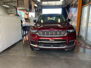 Jeep Grand Cherokee L  2023 à St-Jérôme, Québec - 6 - w320h240px