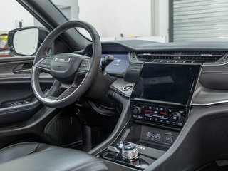 Jeep Grand Cherokee L  2024 à St-Jérôme, Québec - 29 - w320h240px