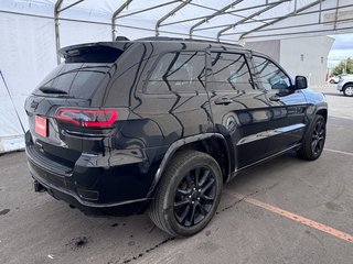 Jeep Grand Cherokee  2018 à St-Jérôme, Québec - 9 - w320h240px