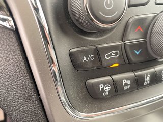 Jeep Grand Cherokee  2018 à St-Jérôme, Québec - 17 - w320h240px