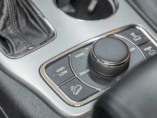 Jeep Grand Cherokee  2018 à St-Jérôme, Québec - 24 - w320h240px