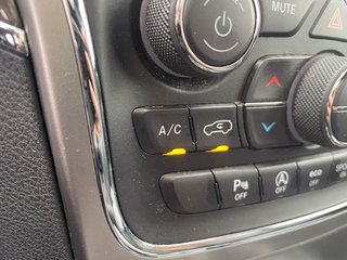 Jeep Grand Cherokee  2018 à St-Jérôme, Québec - 16 - w320h240px