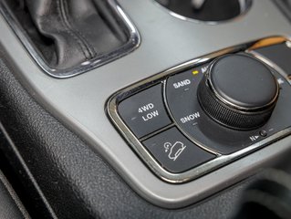 Jeep Grand Cherokee  2021 à St-Jérôme, Québec - 24 - w320h240px