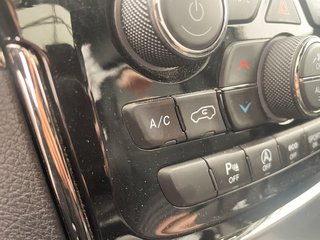 2021 Jeep Grand Cherokee in St-Jérôme, Quebec - 17 - w320h240px