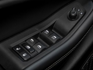 Jeep Grand Cherokee  2023 à St-Jérôme, Québec - 24 - w320h240px