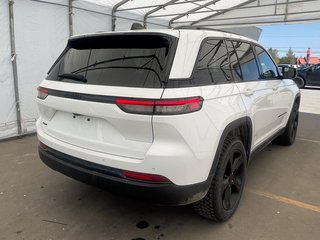 2023 Jeep Grand Cherokee in St-Jérôme, Quebec - 9 - w320h240px