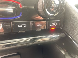2023 Jeep Grand Cherokee in St-Jérôme, Quebec - 16 - w320h240px