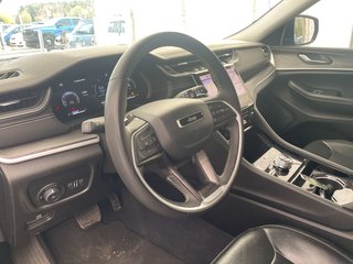 Jeep Grand Cherokee  2023 à St-Jérôme, Québec - 4 - w320h240px