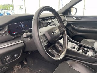 Jeep Grand Cherokee  2023 à St-Jérôme, Québec - 3 - w320h240px