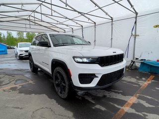 Jeep Grand Cherokee  2023 à St-Jérôme, Québec - 9 - w320h240px