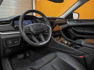 Jeep Grand Cherokee  2023 à St-Jérôme, Québec - 2 - w320h240px