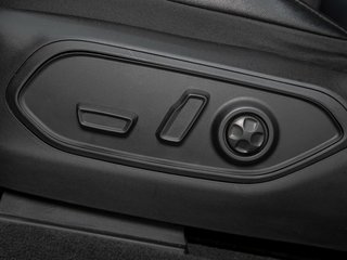 Jeep Grand Cherokee  2023 à St-Jérôme, Québec - 26 - w320h240px