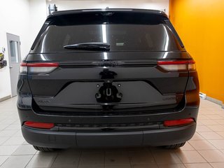 2024 Jeep Grand Cherokee in St-Jérôme, Quebec - 8 - w320h240px