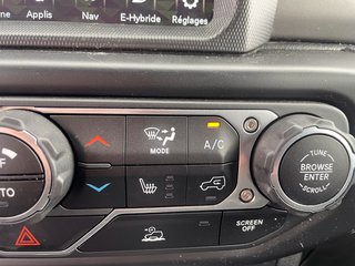 Jeep Wrangler 4xe  2021 à St-Jérôme, Québec - 16 - w320h240px