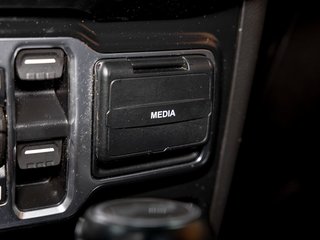 Jeep Wrangler 4xe  2021 à St-Jérôme, Québec - 24 - w320h240px