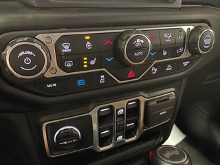 2021 Jeep Wrangler 4xe in St-Jérôme, Quebec - 16 - w320h240px