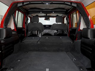 Jeep Wrangler 4xe  2024 à St-Jérôme, Québec - 31 - w320h240px