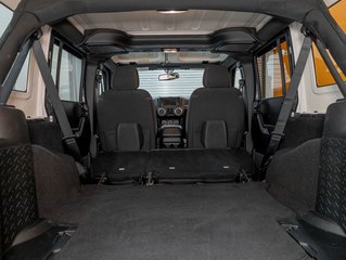 Jeep WRANGLER JK UNLIMITED  2018 à St-Jérôme, Québec - 28 - w320h240px