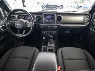 2019 Jeep Wrangler Unlimited in St-Jérôme, Quebec - 10 - w320h240px