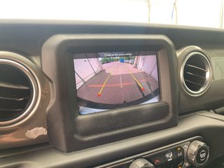 Jeep Wrangler Unlimited  2020 à St-Jérôme, Québec - 13 - w320h240px