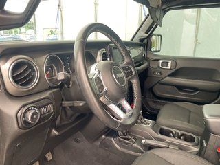 Jeep Wrangler Unlimited  2020 à St-Jérôme, Québec - 3 - w320h240px