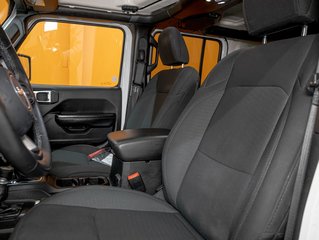 2020 Jeep Wrangler Unlimited in St-Jérôme, Quebec - 10 - w320h240px