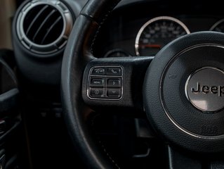 2016 Jeep Wrangler in St-Jérôme, Quebec - 14 - w320h240px