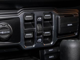 Jeep Wrangler  2021 à St-Jérôme, Québec - 24 - w320h240px