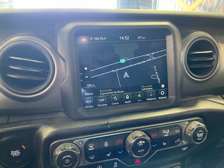 2022 Jeep Wrangler in St-Jérôme, Quebec - 3 - w320h240px