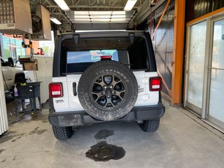 2022 Jeep Wrangler in St-Jérôme, Quebec - 8 - w320h240px