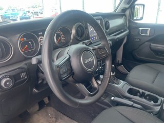2023 Jeep Wrangler in St-Jérôme, Quebec - 4 - w320h240px