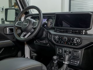2024 Jeep Wrangler in St-Jérôme, Quebec - 27 - w320h240px