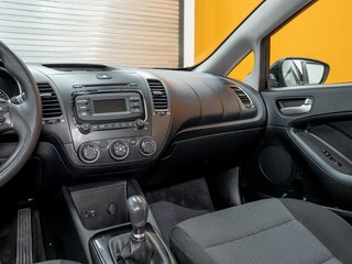 2018 Kia Forte in St-Jérôme, Quebec - 16 - w320h240px