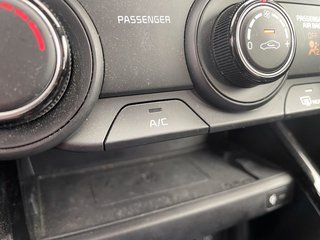 2020 Kia Forte in St-Jérôme, Quebec - 14 - w320h240px
