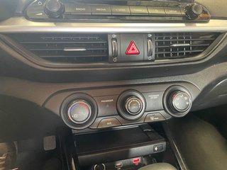 Kia Forte  2022 à St-Jérôme, Québec - 14 - w320h240px