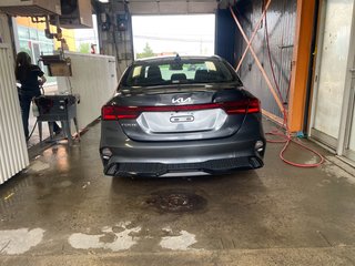 Kia Forte  2022 à St-Jérôme, Québec - 6 - w320h240px