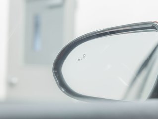 Kia Niro EV  2021 à St-Jérôme, Québec - 34 - w320h240px