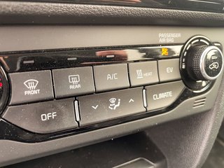 2021 Kia Niro EV in St-Jérôme, Quebec - 13 - w320h240px