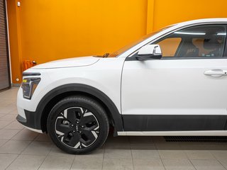 Kia Niro EV  2023 à St-Jérôme, Québec - 33 - w320h240px