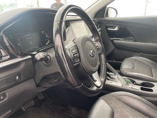 Kia Niro Plug-In Hybrid  2021 à St-Jérôme, Québec - 4 - w320h240px