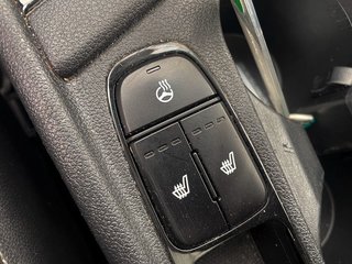 Kia Niro Plug-In Hybrid  2021 à St-Jérôme, Québec - 13 - w320h240px