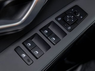 Kia Niro Plug-In Hybrid  2024 à St-Jérôme, Québec - 25 - w320h240px