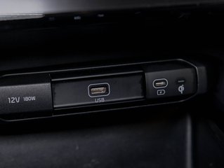 Kia Niro Plug-In Hybrid  2024 à St-Jérôme, Québec - 23 - w320h240px