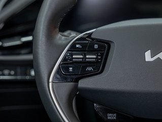 Kia Niro Plug-In Hybrid  2024 à St-Jérôme, Québec - 14 - w320h240px