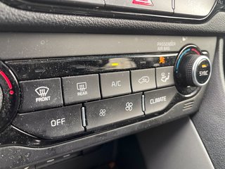 2019 Kia NIRO in St-Jérôme, Quebec - 14 - w320h240px
