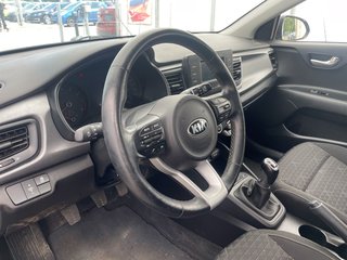 Kia Rio 5-door  2020 à St-Jérôme, Québec - 3 - w320h240px